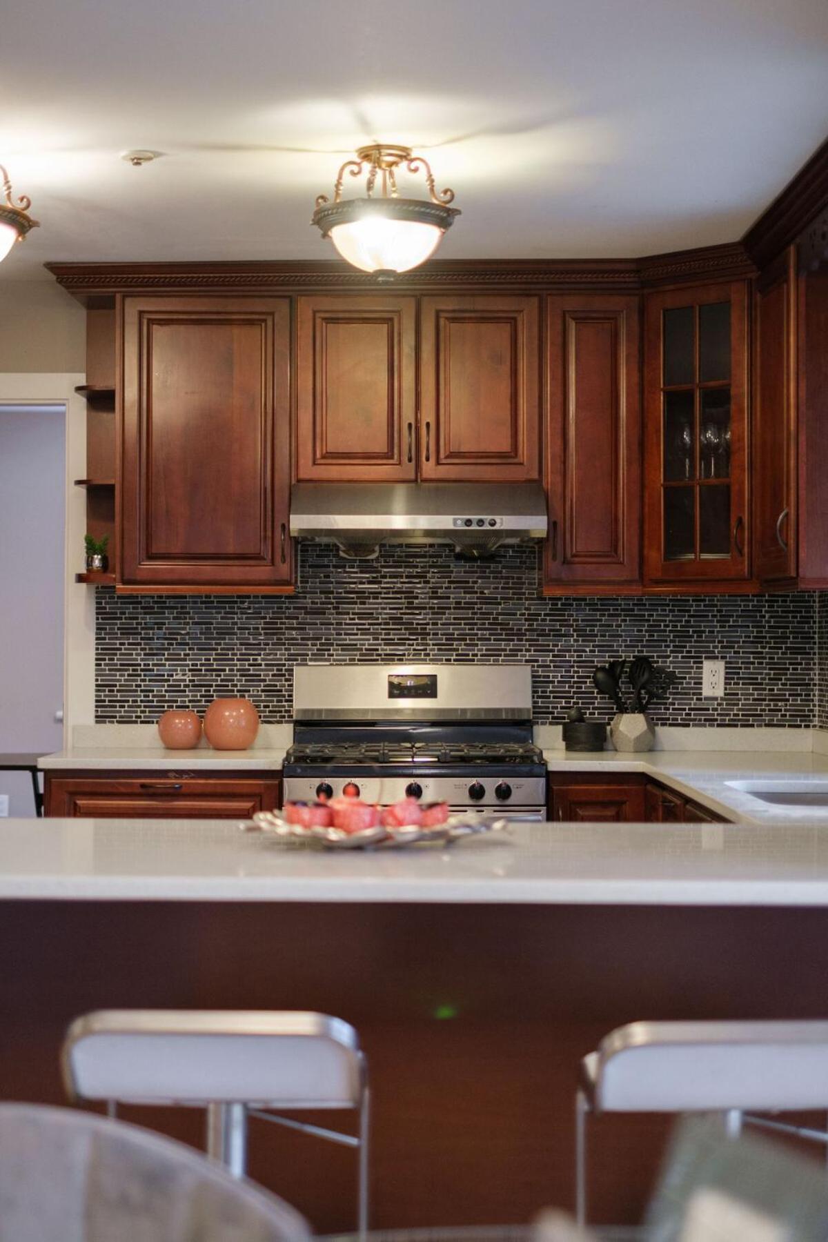 Spacious 4Br W Ensuites Mins To Downtown Yvr Ubc バンクーバー エクステリア 写真
